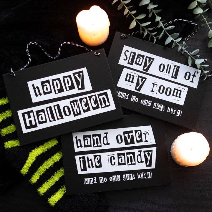 Gothic Black and White Happy Halloween Hanging Sign