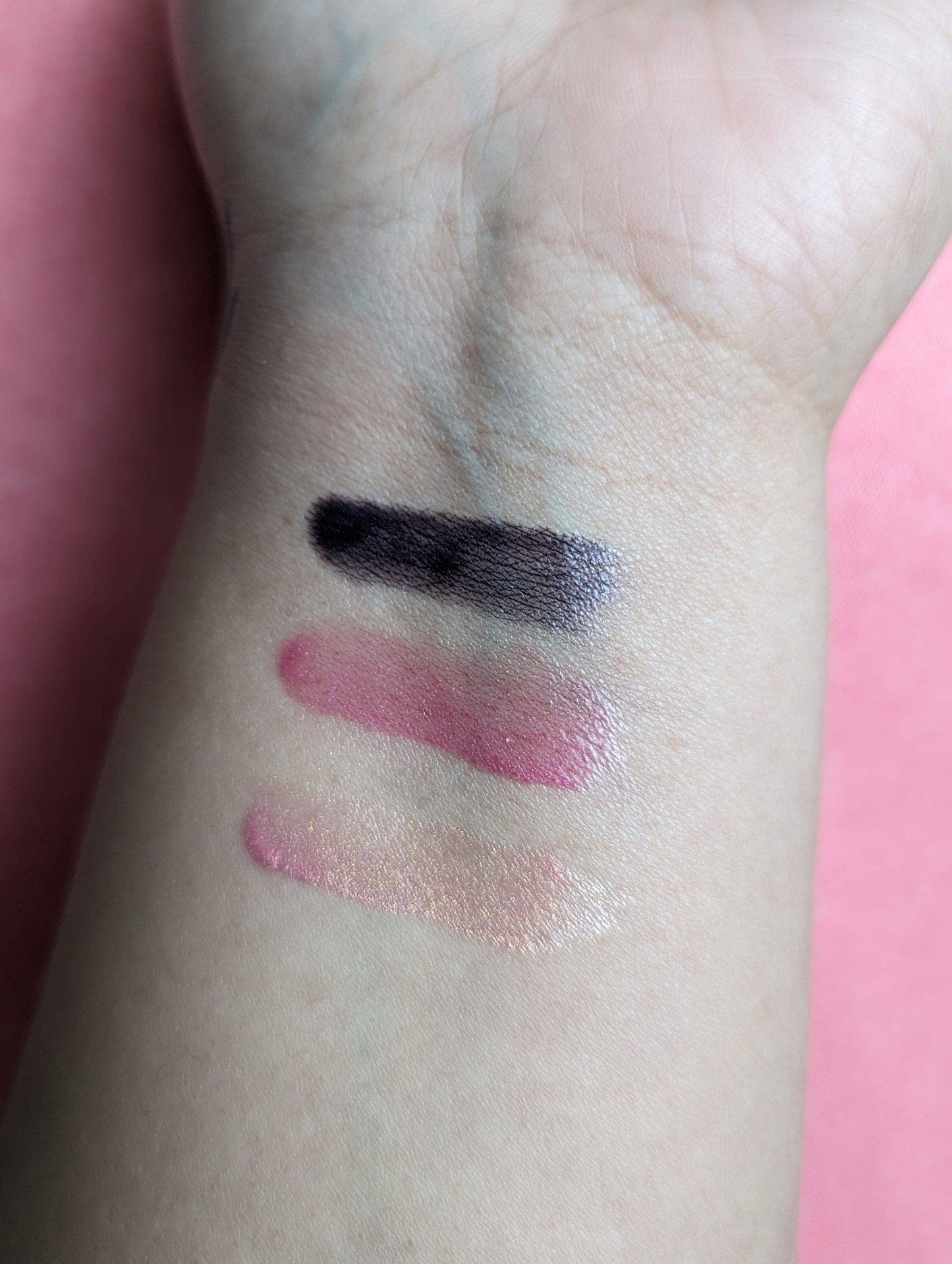 JULIET - Rose scented lip gloss