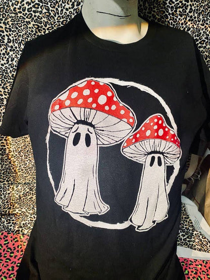 Mushroom ghost tee.