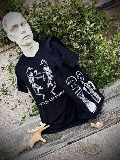 Dancing Skeletons make xylophone noises t-shirt.