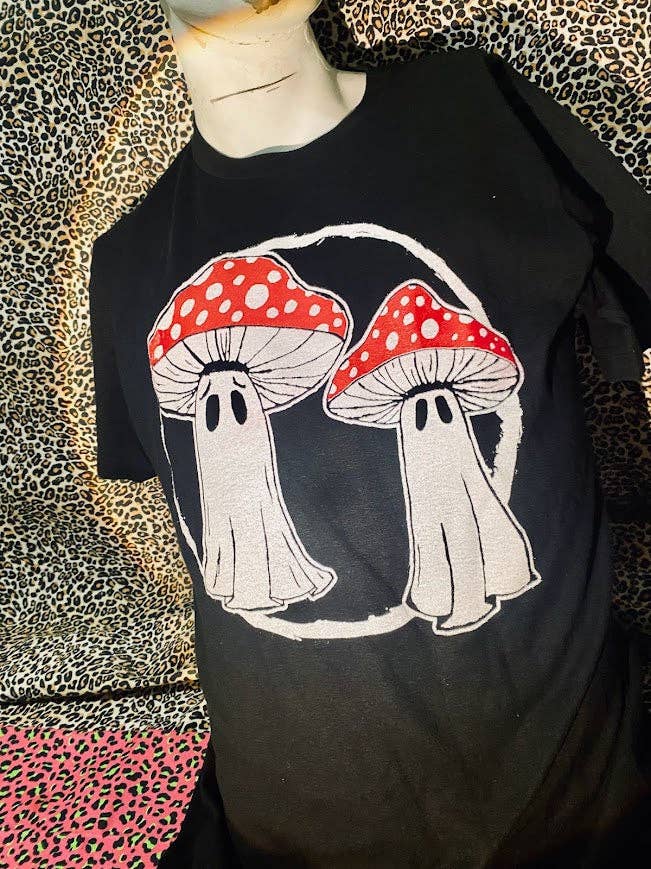 Mushroom ghost tee.