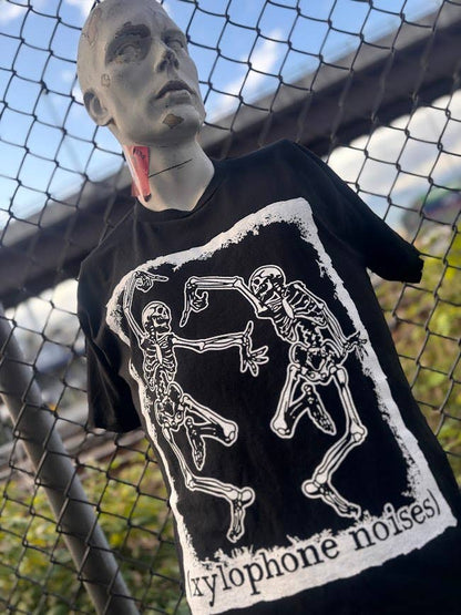 Dancing Skeletons make xylophone noises t-shirt.
