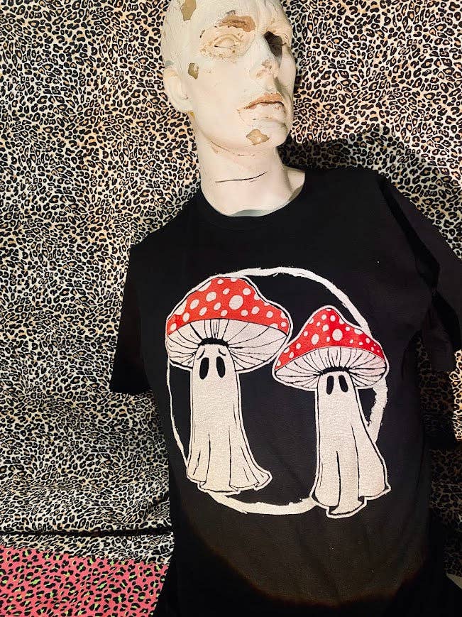 Mushroom ghost tee.